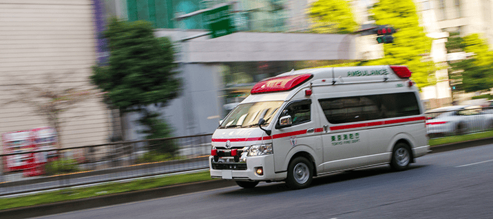 救急車の到着までは全国平均で約9.8分<